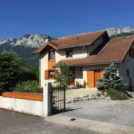 D'annecy 3*